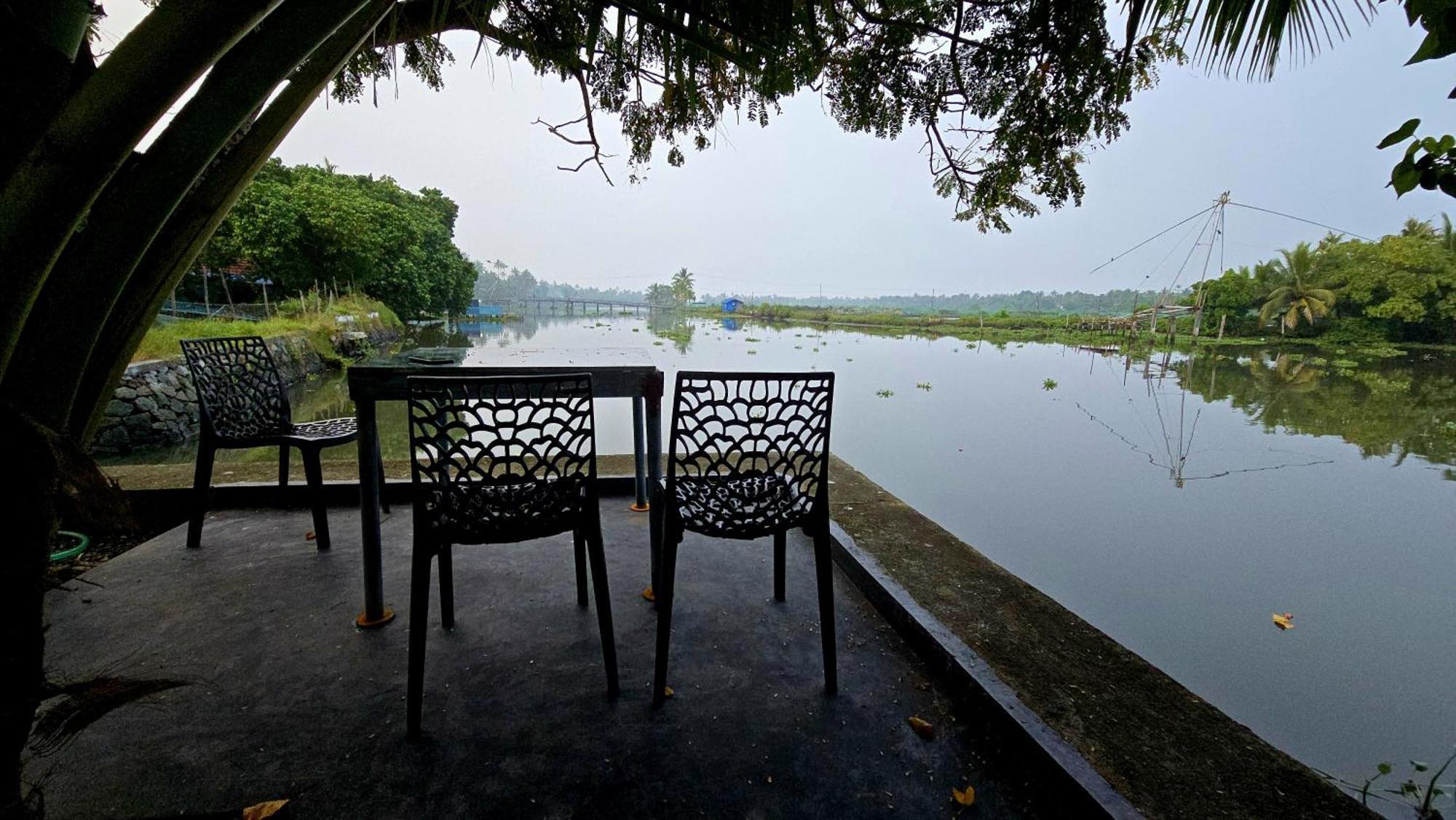 Pradeep'S Backwater Villa Kochi المظهر الخارجي الصورة
